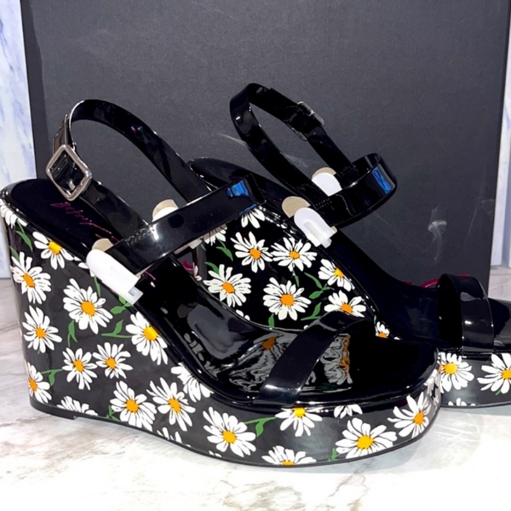 Betsey Johnson Daisy Wedges